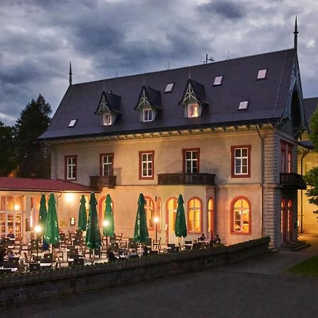 Hotel Mezni Louka Hřensko Exteriör bild